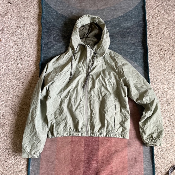 Columbia Light Green Cropped Wind Breaker Jacket - Picture 5 of 10